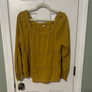Old Navy Women's Yellow Long Sleeve Blouse